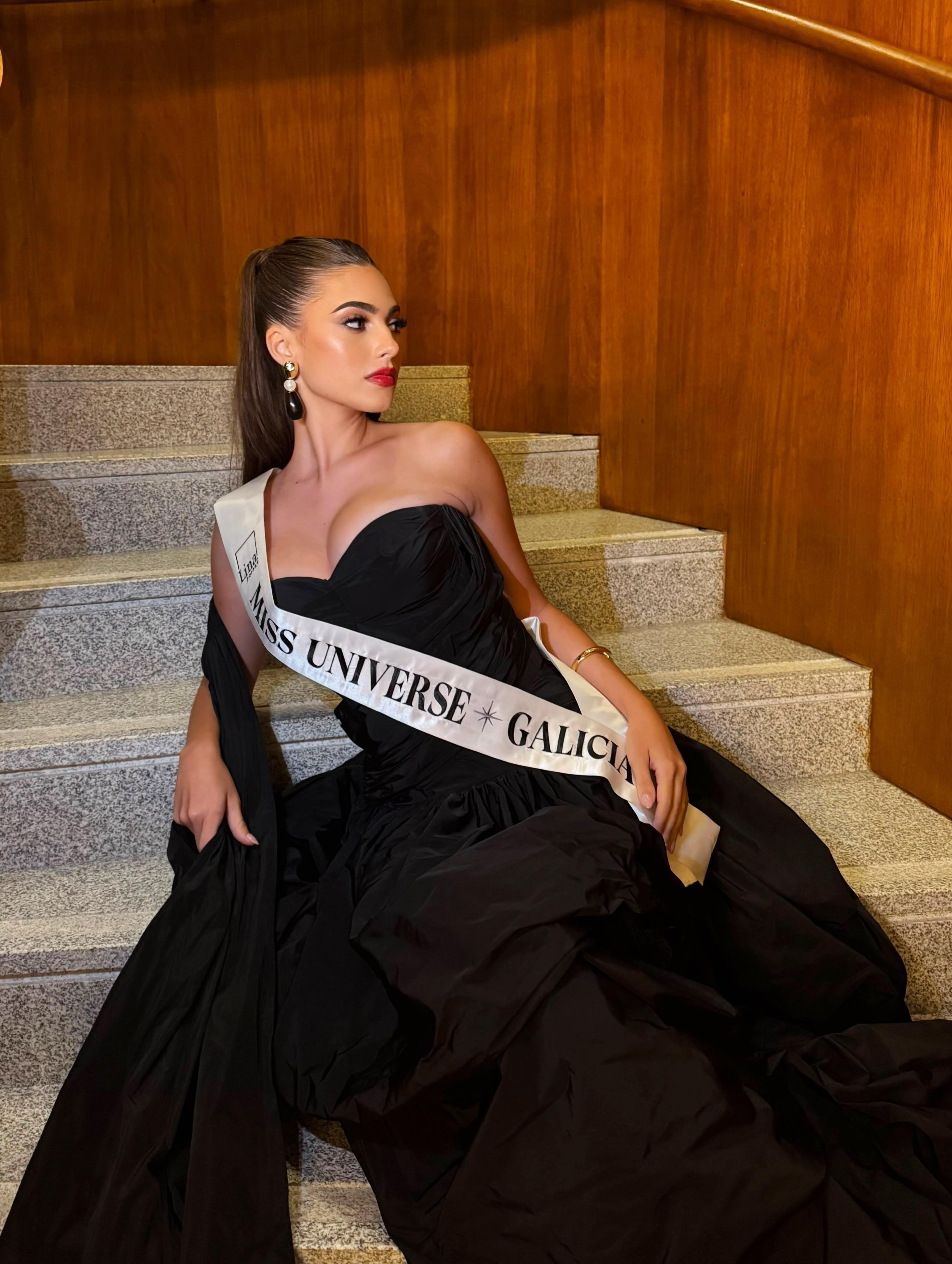 Danna Hernández Cruz como Miss Universe Galicia 2026